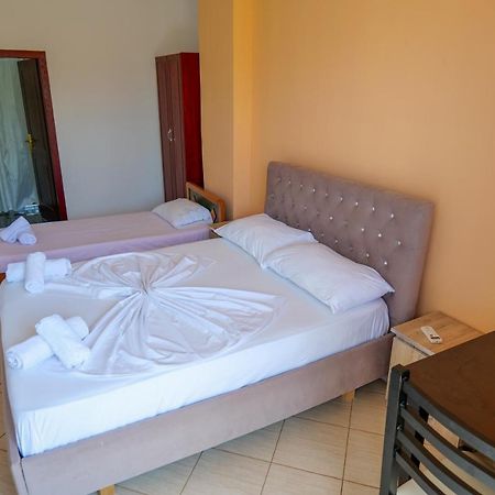 Ilias House Hotel Ksamil Kültér fotó